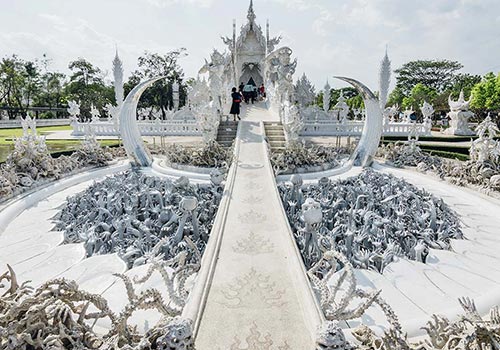 white temple chiang rai