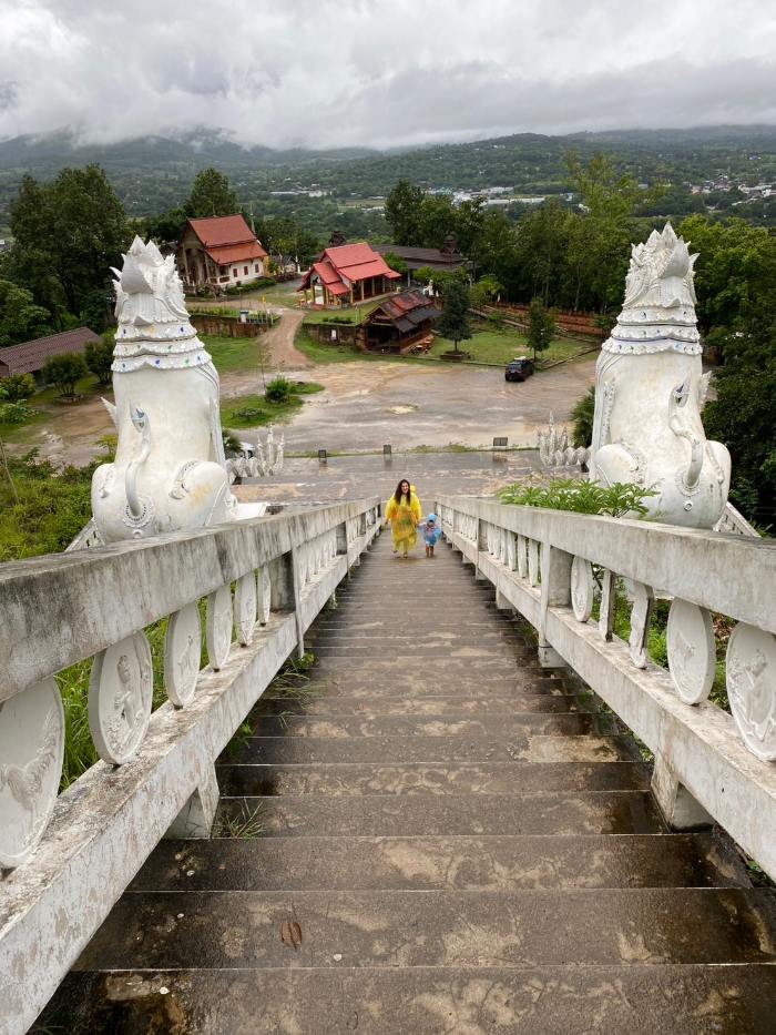 big buddha pai stairs