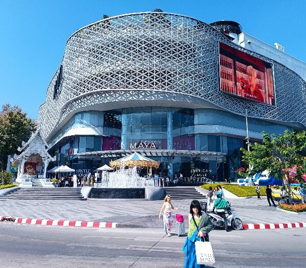 Maya-Mall-street-view-Chiang-Mai-600x525
