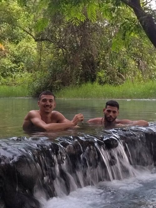 Sai Ngam Hot Spring 2 guys