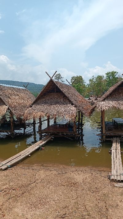 Huai Tueng Thao lake 2