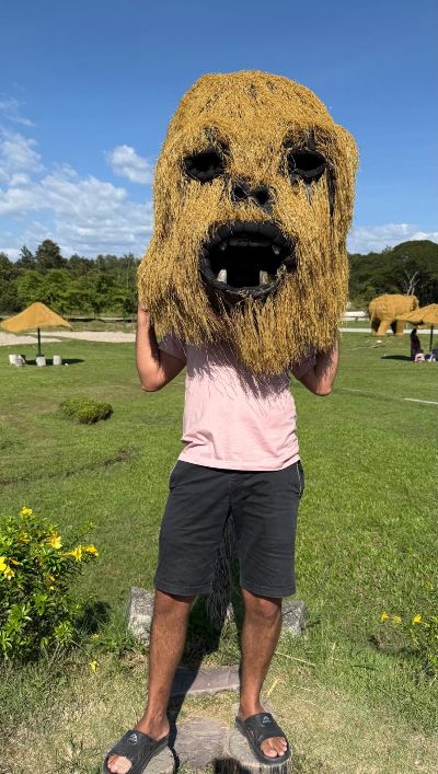 Huai Tueng Thao scupltures park