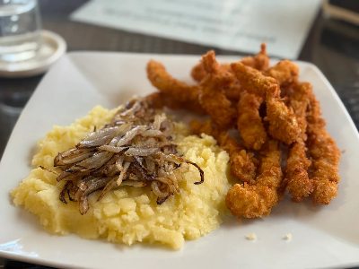 שניצלונים ופירה