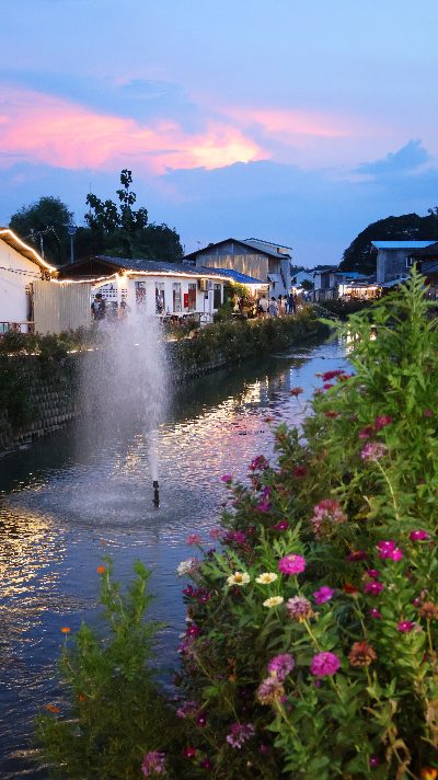 Mae Kha Canal chiang mai