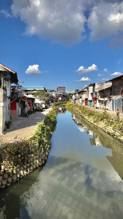 טיילת מאה קה