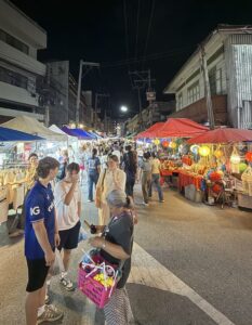 Walking Street Saturday Market